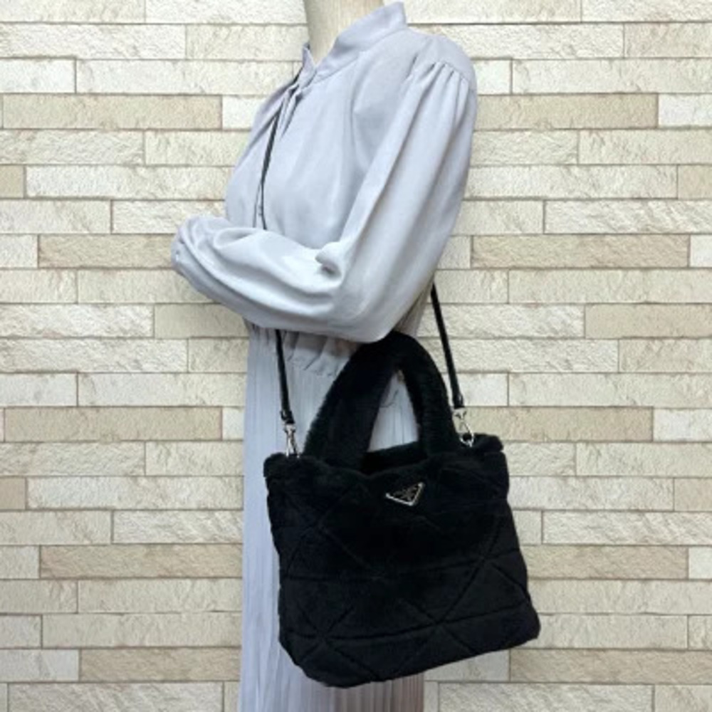 Prada shearling nappa triangle quilted patchwork system tote black - Picture 2 of 6